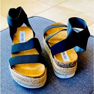 Steve Madden Sandals Size 8